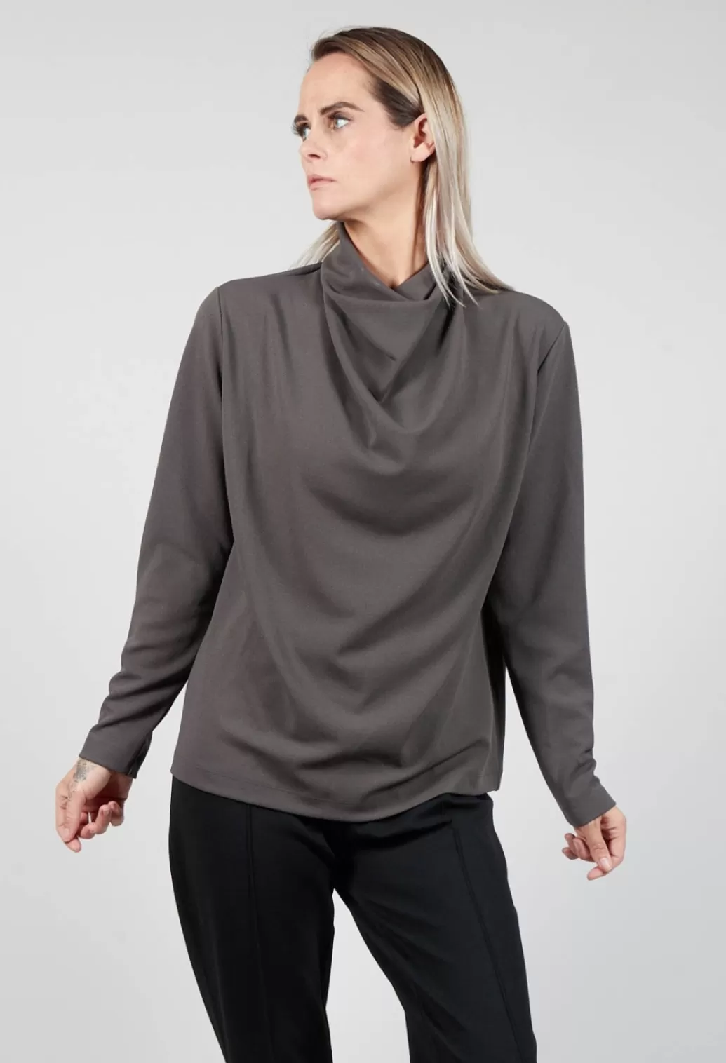 Shirts & Blouses^Xenia Design Draped Neck Blouse With Long Sleeves In Grey
