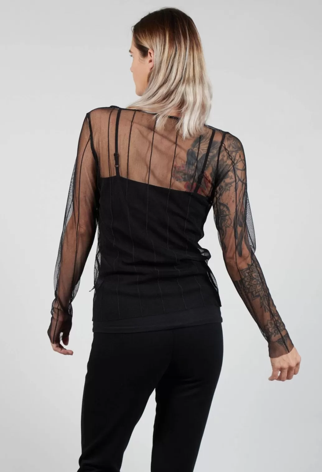 Shirts & Blouses^Xenia Design Long Sleeved Olif Net Top With Round Neck In Black