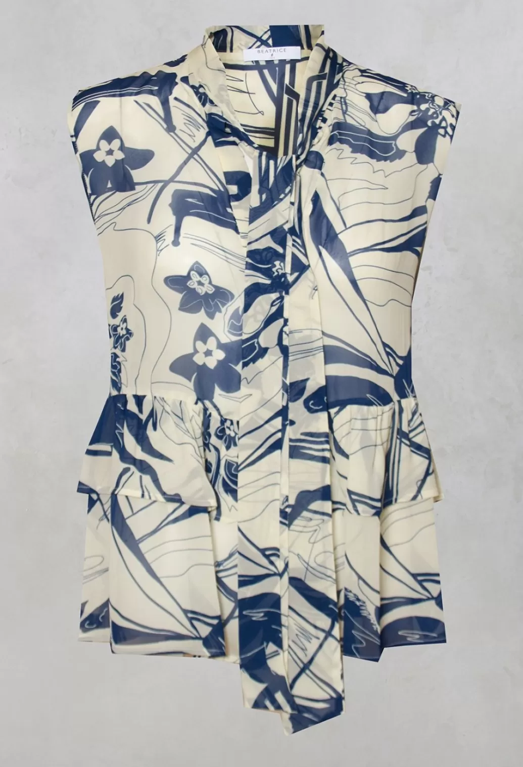 Shirts & Blouses^Beatrice B Sleeveless Blouse In Light Blue