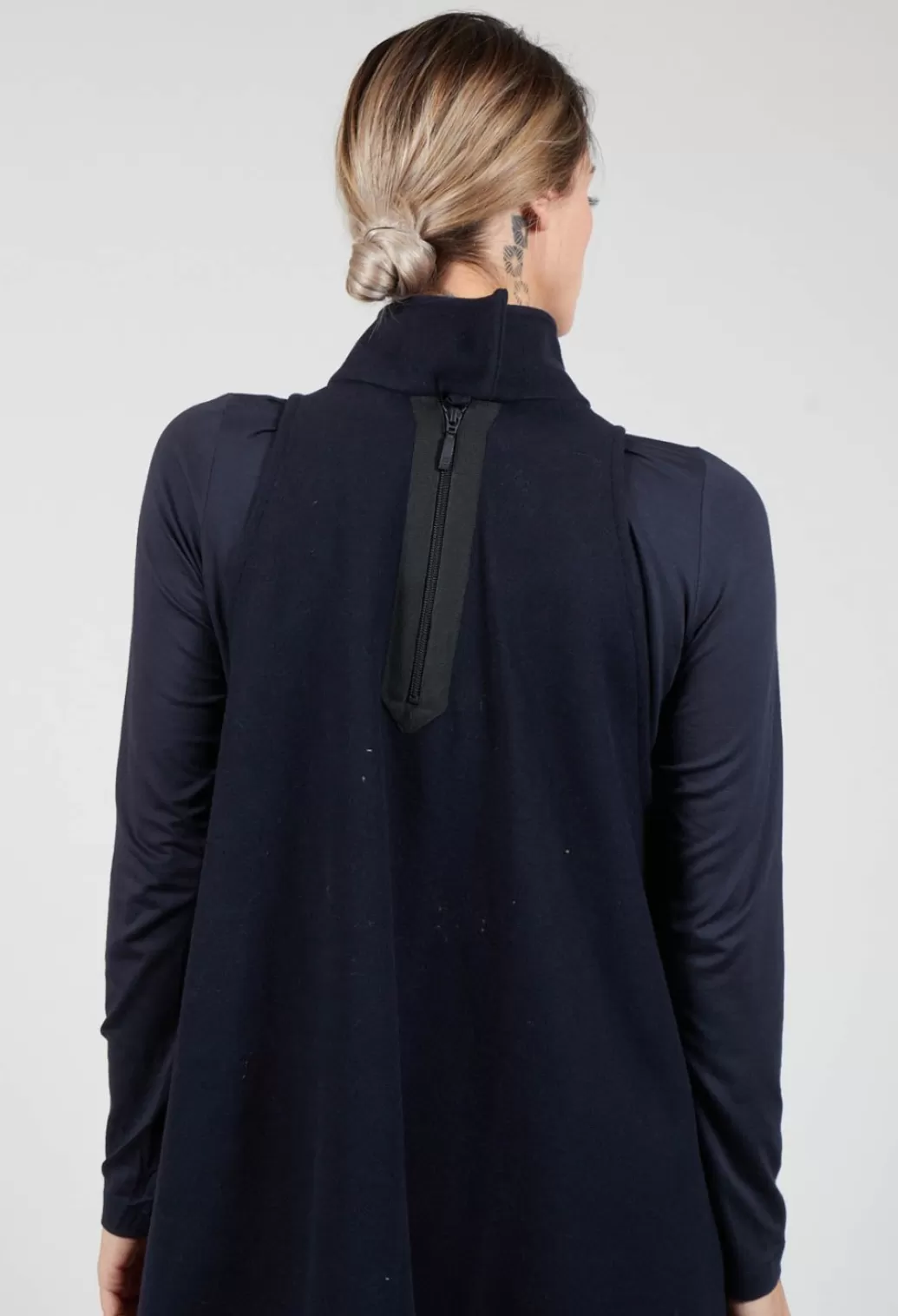 Dresses^Xenia Design Sleeveless Paik Dress With Back Zip Detail In Dark Blue