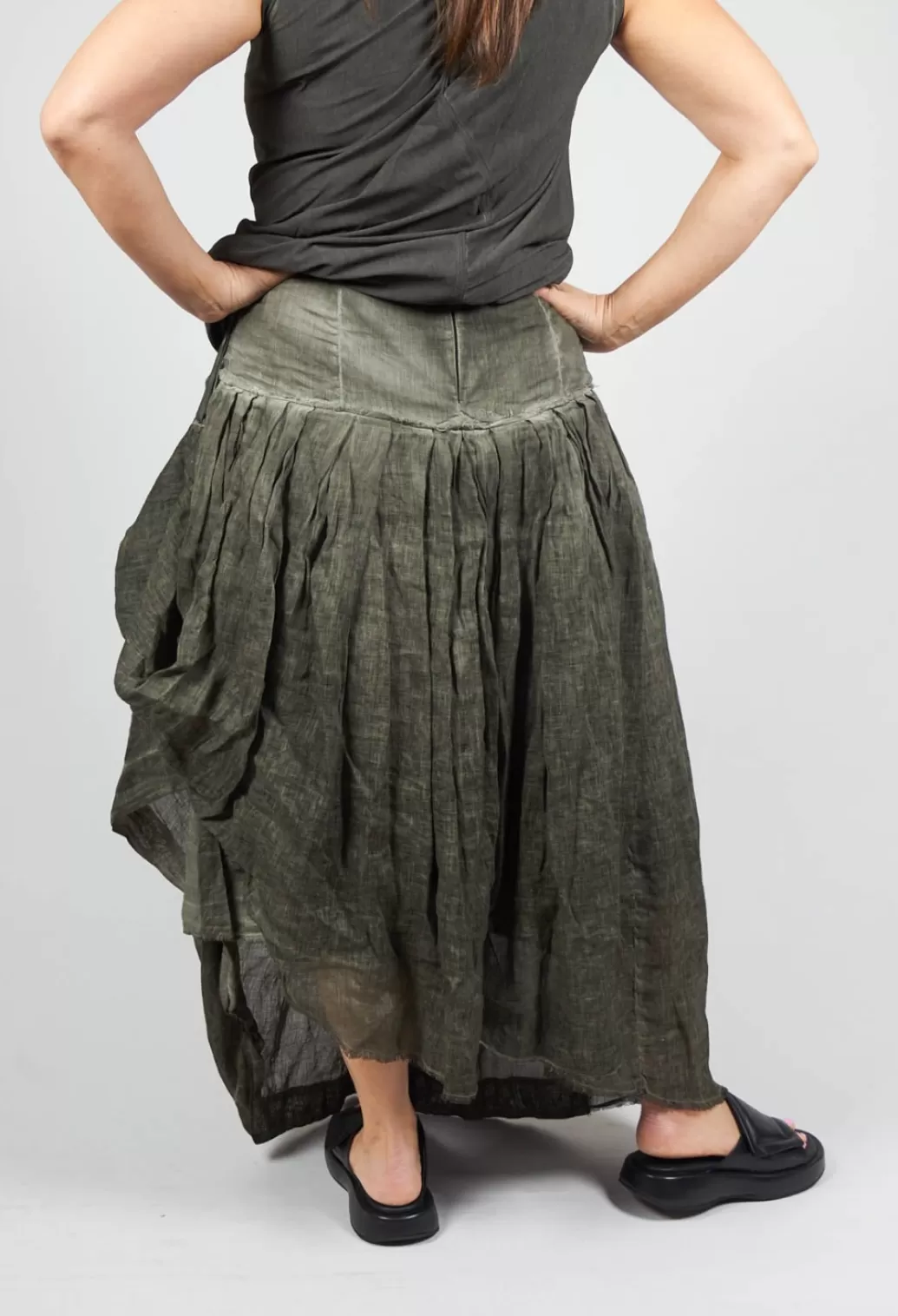 Skirts^A_Me Sunrise Skirt In Military Green